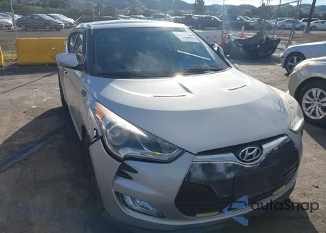 2013 Hyundai Veloster Base W/Black z USA, uszkodzony, nr VIN KMHTC6AD1DU123082